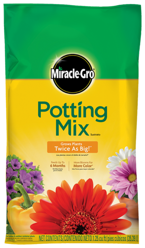 Miracle-Gro® Potting Mix (8 Qt)